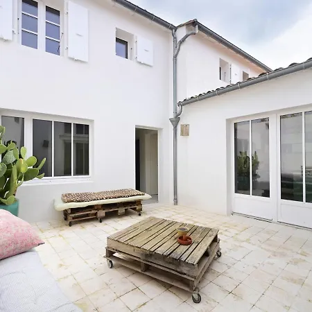 Saint-clement-des-baleines, 6 Pieces, 10 Personnes - Fr-1-258-143 Hotel *