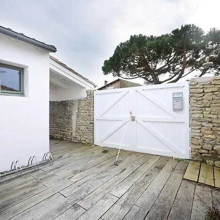 Hotel Saint-clement-des-baleines, 6 Pieces, 10 Personnes - Fr-1-258-143 Saint-Clément-des-Baleines